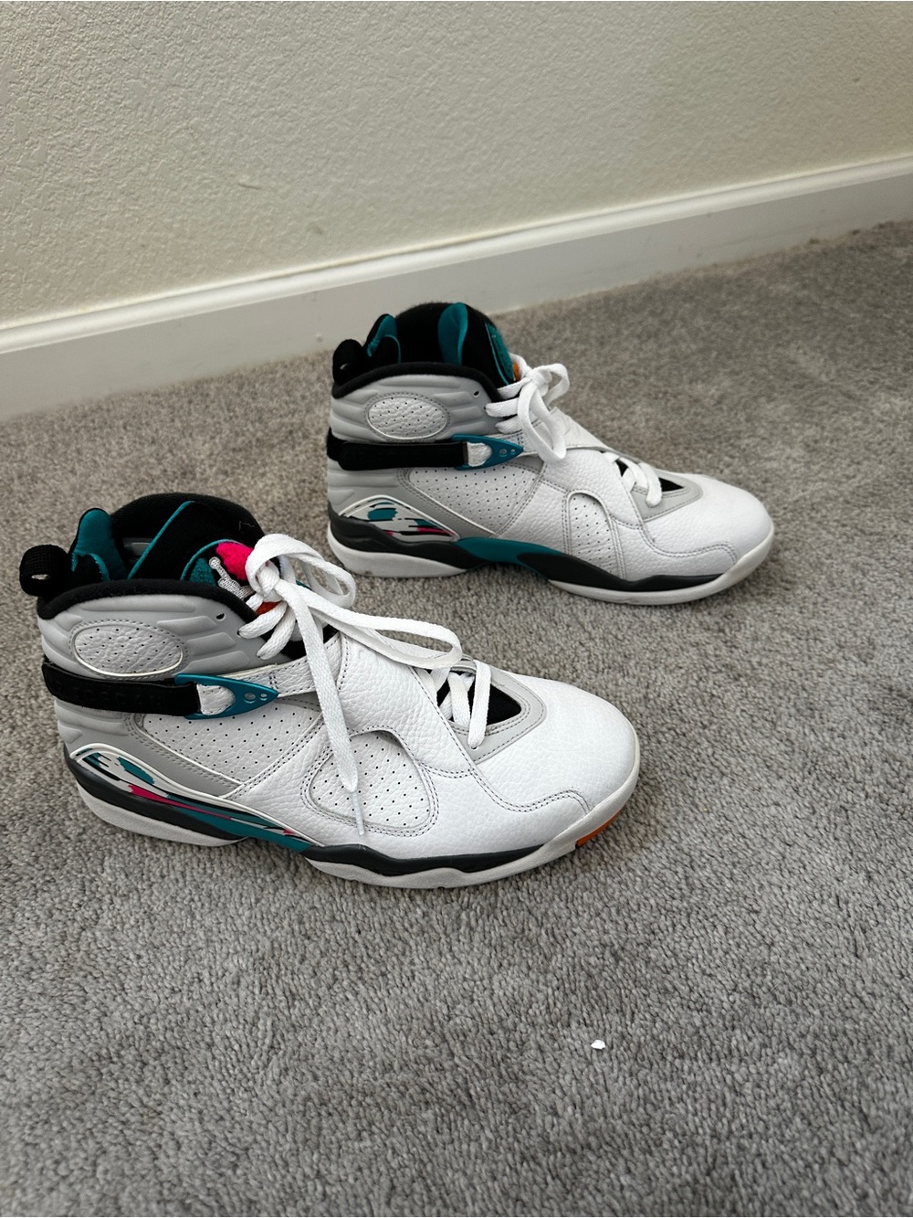 Jordan Men's White Teal Retro Basketball Sneakers